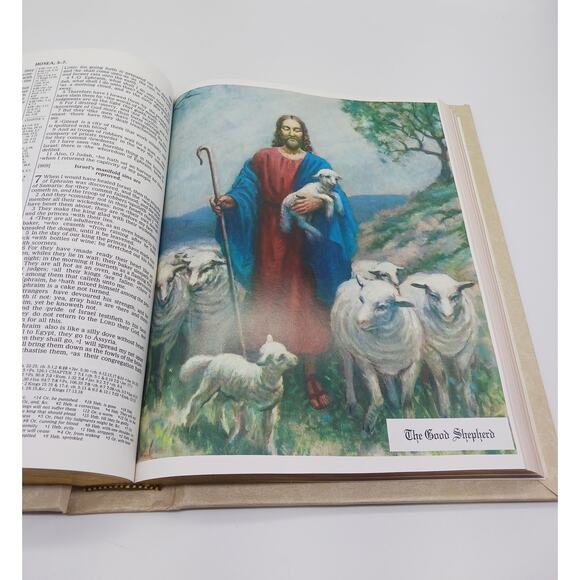 Heirloom Family Holy Bible King James Version Red Letter Edition Vtg Dictionary - Picture 13 of 16